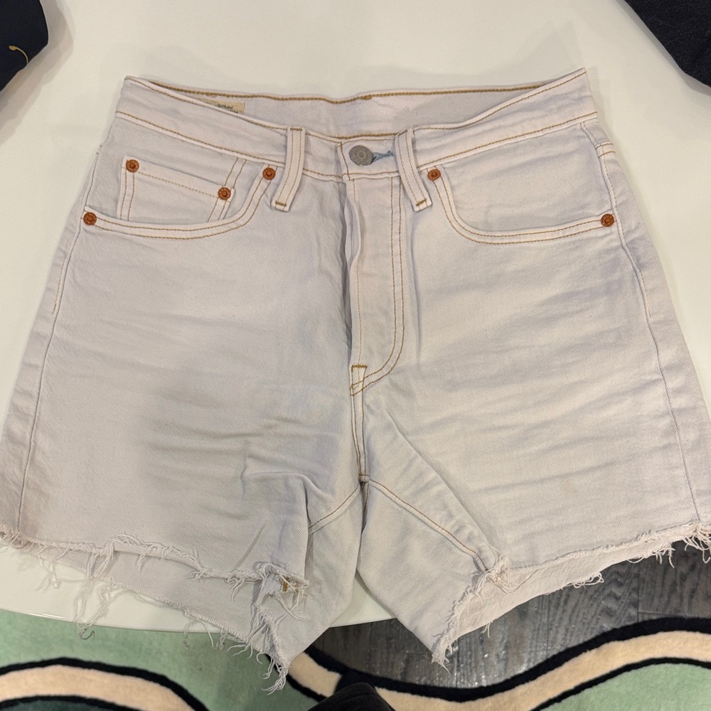 Levi's High-Rise Frayed Hem Denim Shorts - premium quality